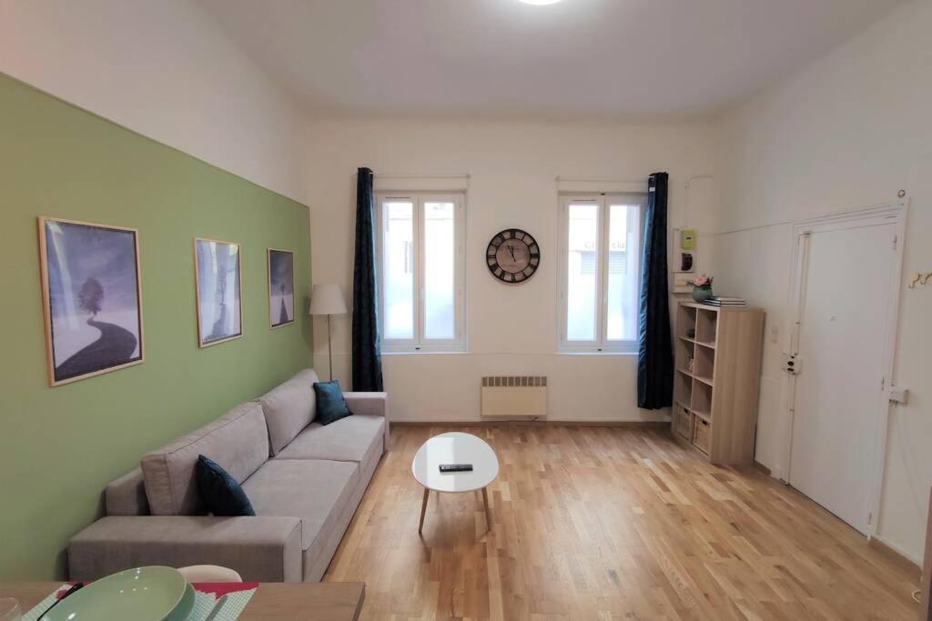 Joli T2 Proche Vieux-Port, Terrasses Du Port Et Metro Joliette Apartment Marseille Luaran gambar
